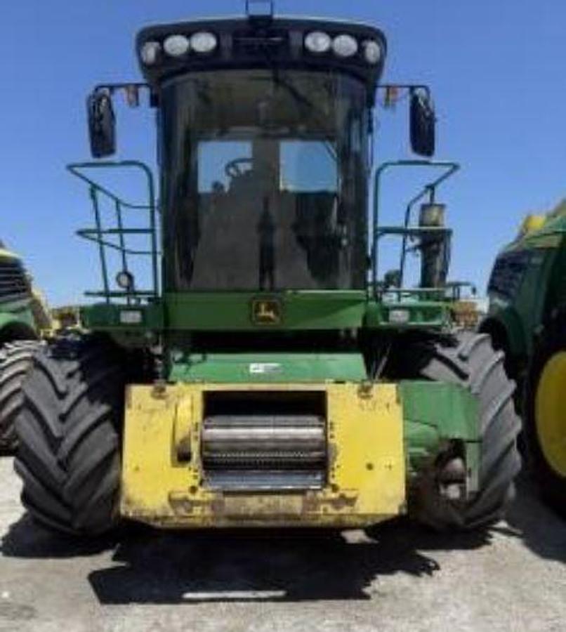 Used 2014 JOHN DEERE 7780 ProDrive Self-Propelled Harvester