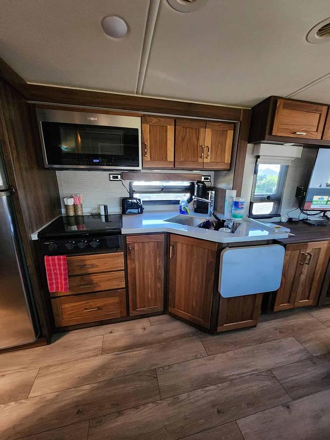 Used 2020 Winnebago Forza 36H Class A Motorhome