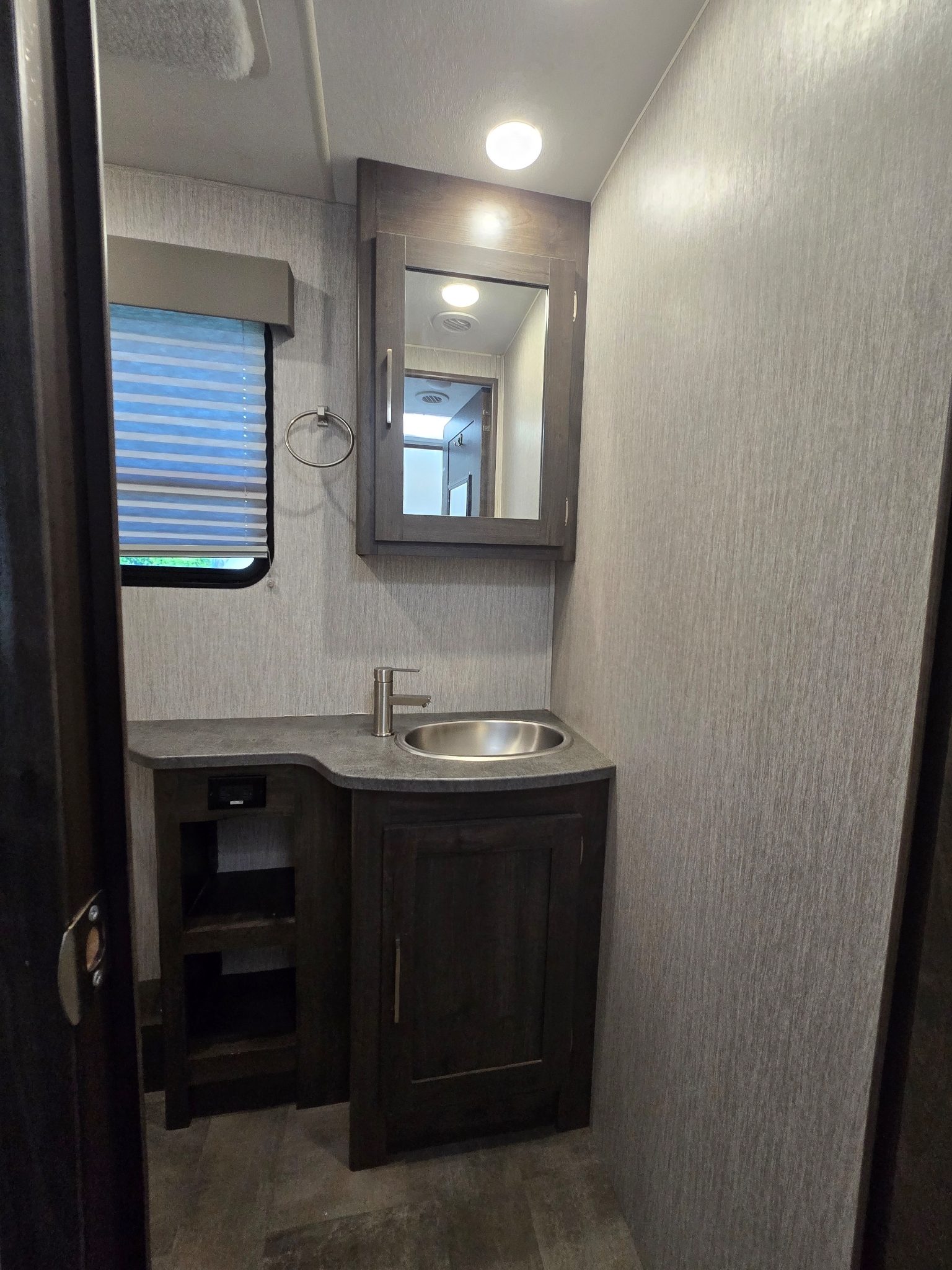 Used 2022 Coachmen Pursuit 31TS Class A Motorhome