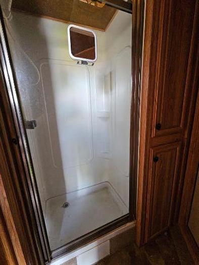 Used 2009 Exiss Sport 2 Horse Trailer with Living Quarters