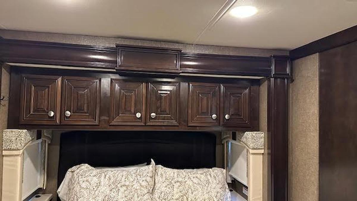 Used 2017 Thor Motor Coach Palazzo 36.1 Class A Motorhome