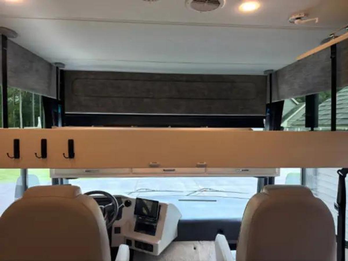 Used 2023 Newmar Bay Star 3629 Class A Motorhome