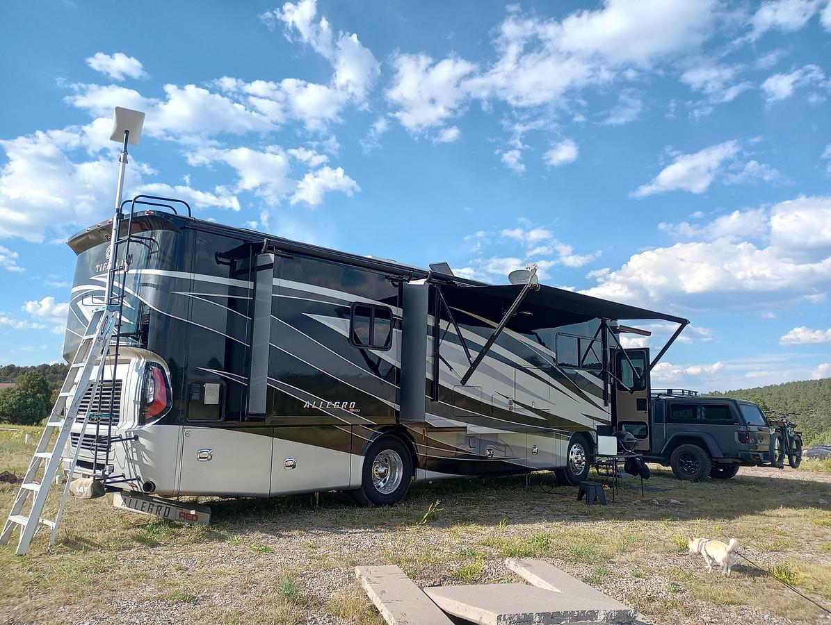 Used 2018 Tiffin Allegro Red 33AA