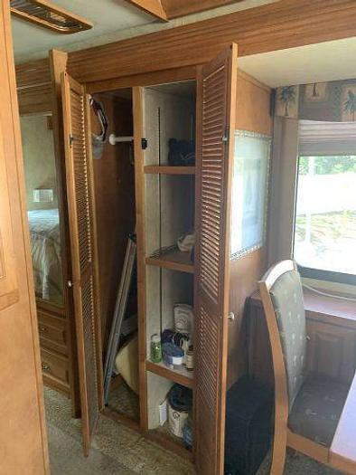 Used 2008 Gulf Stream Crescendo 33ft