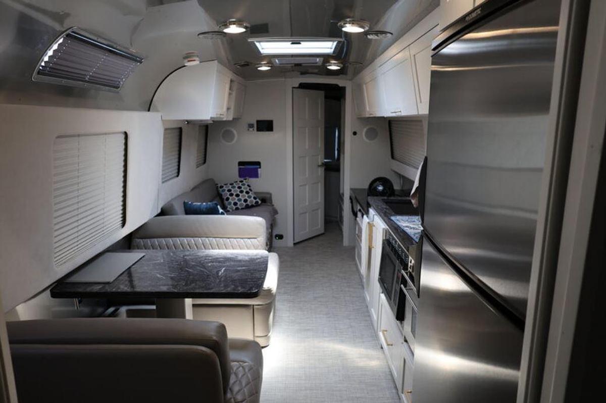 Used 2021 Airstream Classic 33FB Travel Trailer