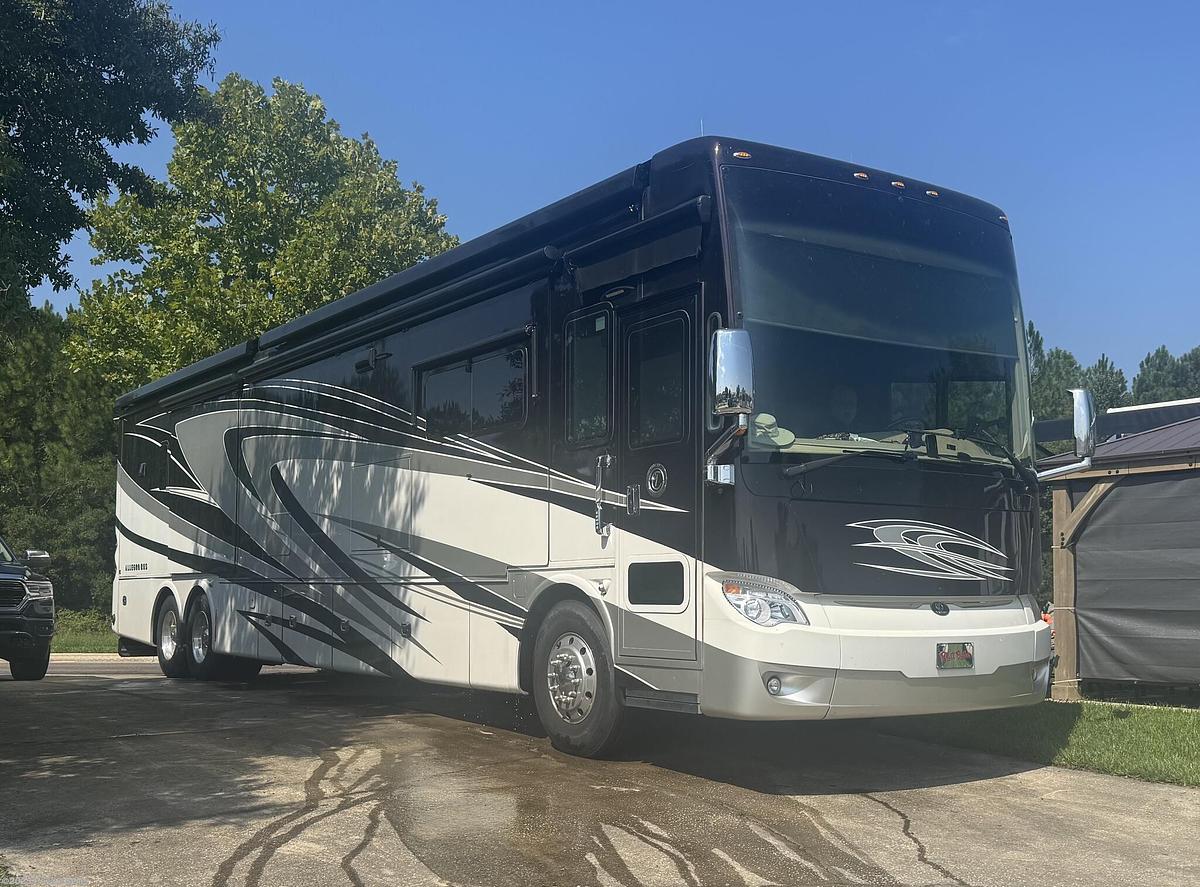 Used 2015 Tiffin Motorhomes Allegro Bus 45UP