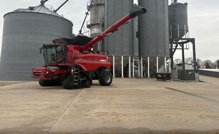 Used 2021 Case IH 9250 Combine