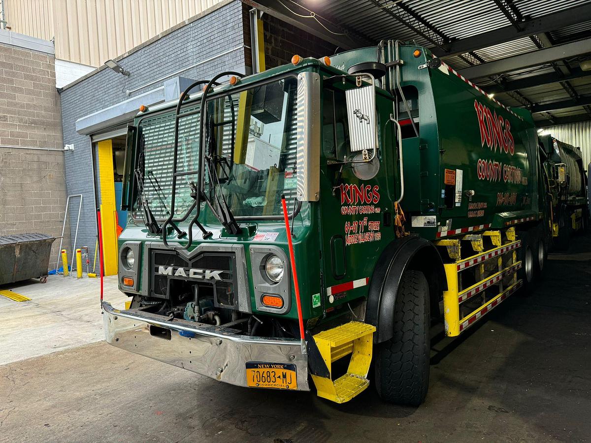 Used 2008 Mack MP7 Semi Truck | Heavy-Duty Performance | Excellent Condition | Ready to Work