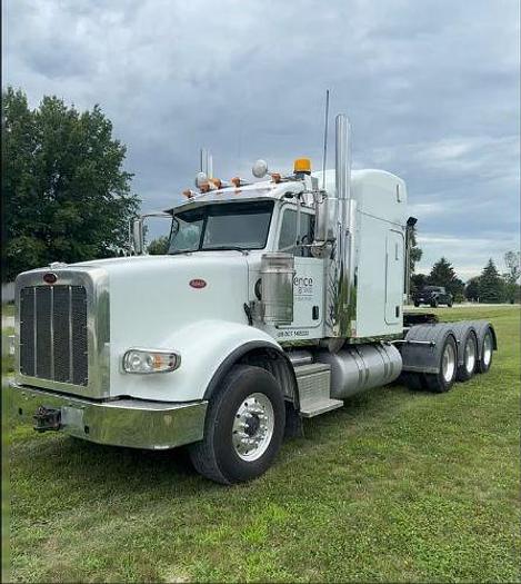 Used 2015 Peterbilt 367
