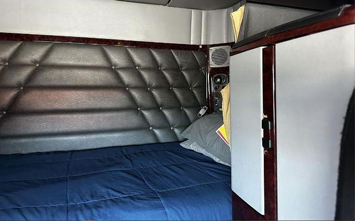 Used 2022 Freightliner Coronado 122 SD