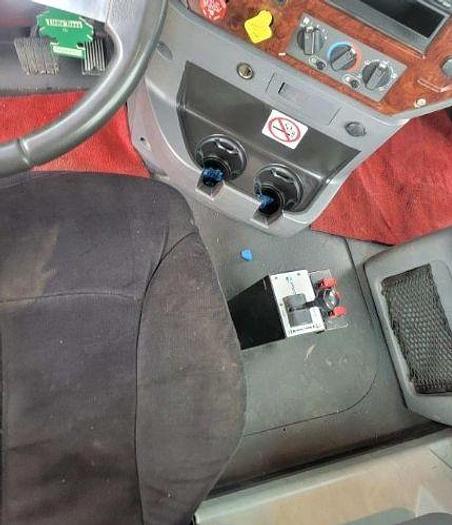 Used 2014 Mack PINNACLE CHU613