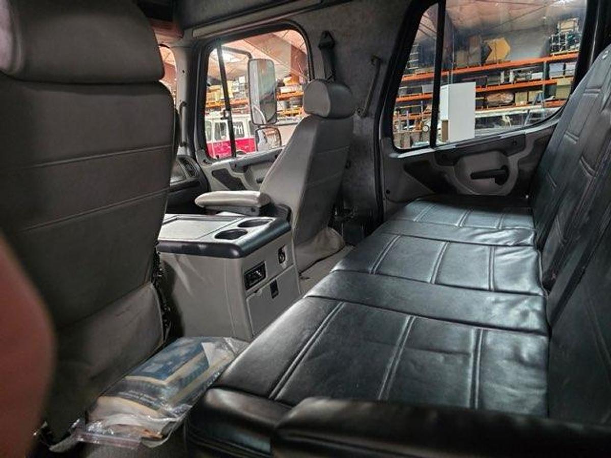 Used 2014 Freightliner LH7 With Trailer