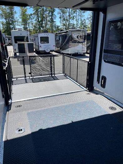 Used 2021 Heartland Road Warrior 291RW