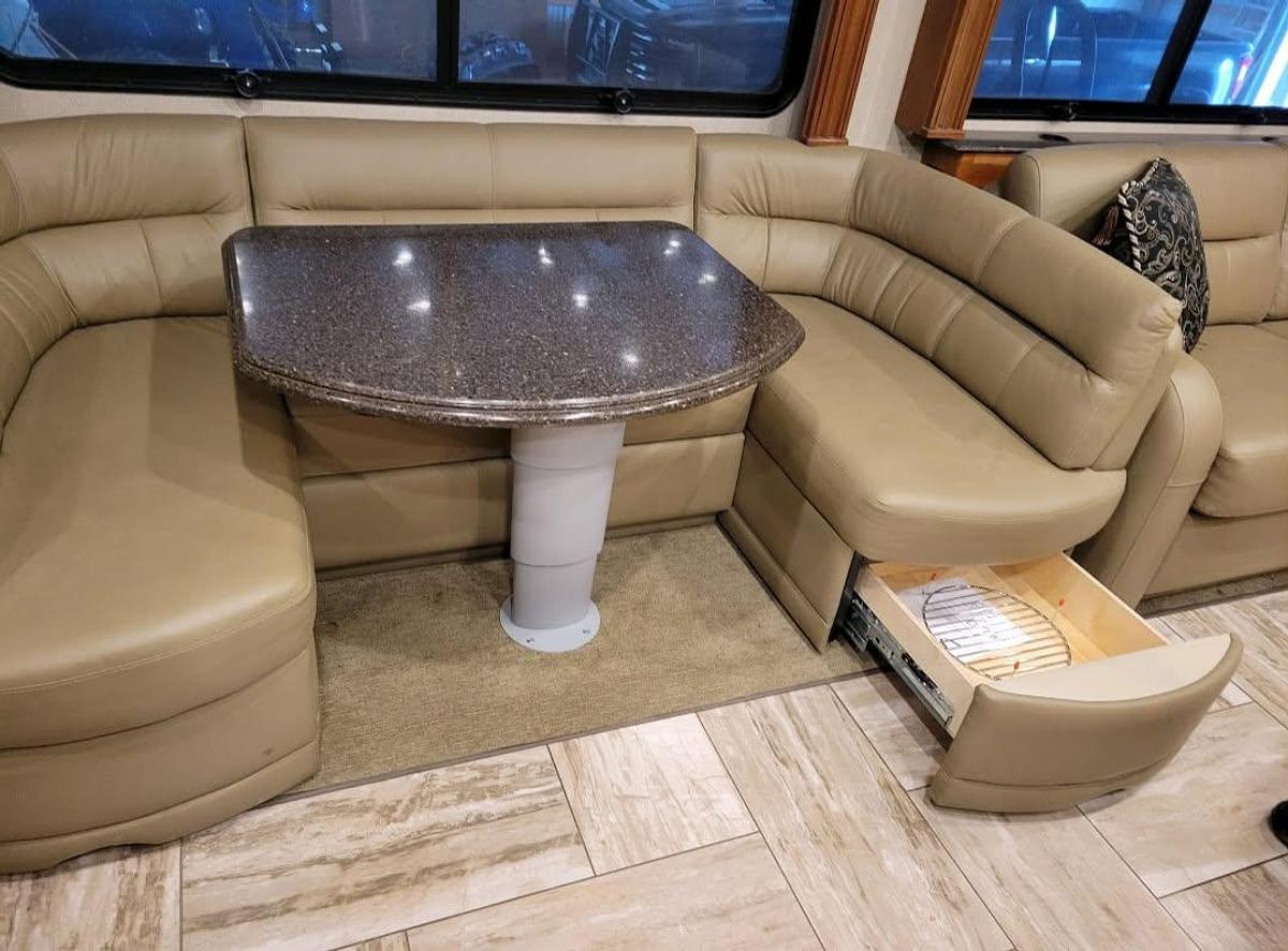Used 2017 Fleetwood Discovery 39G