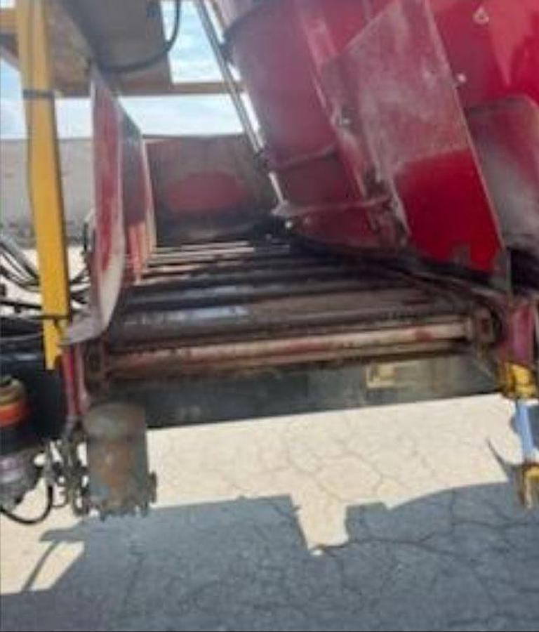 Used 2015 Mack Granite GU813