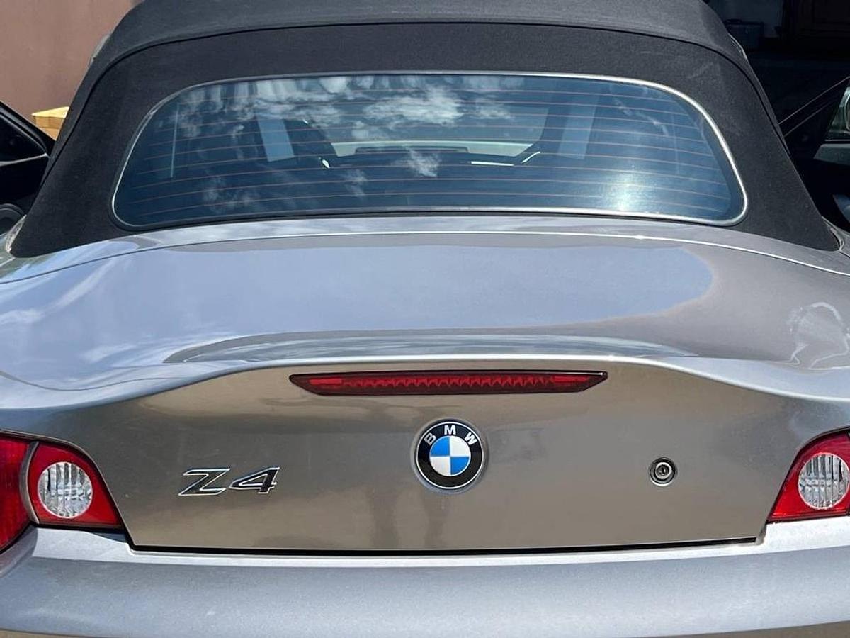 Used 2005 BMW Z4 3.0i