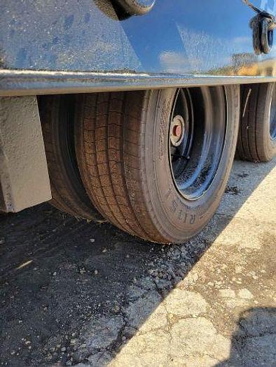 Used 1988 Landoll 345C Flatbed Trailer