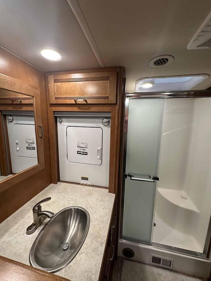 Used 2018 Winnebago Forza 38W Class A Motorhome