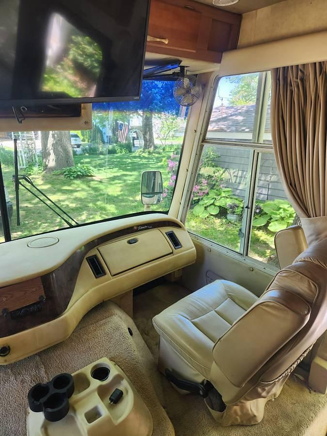 Used 2001 Damon Motorhome