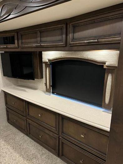 Used 2019 Newmar Ventana 3407
