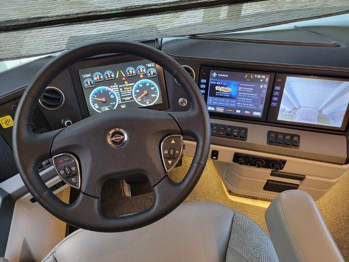 Used 2021 Newmar King Aire 4531