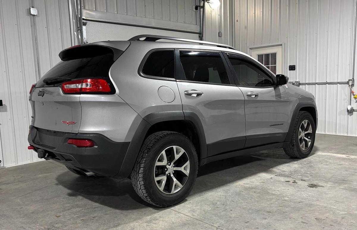 Used 2015 Jeep Cherokee Trailhawk