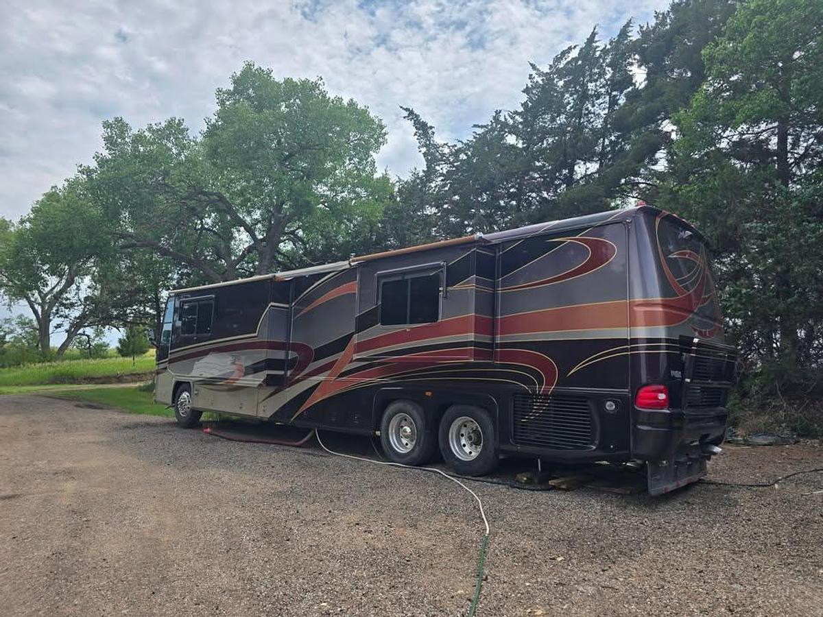 Used 2002 Gulfstream Tourmaster