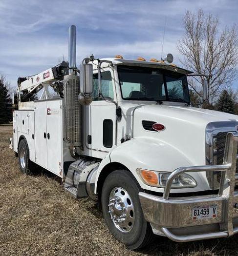 Used 2006 Peterbilt 335
