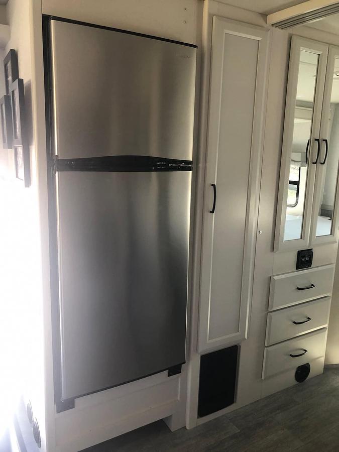 Used 2024 Fleetwood Flair 28A Class A Motorhome