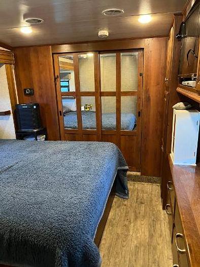 Used 2017 Heartland Bighorn 3160 Elite