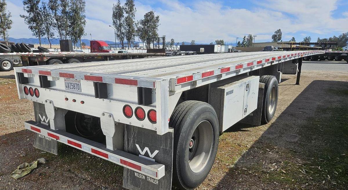 Used 2018 Western Elite 48-Foot Flatbed Trailer
