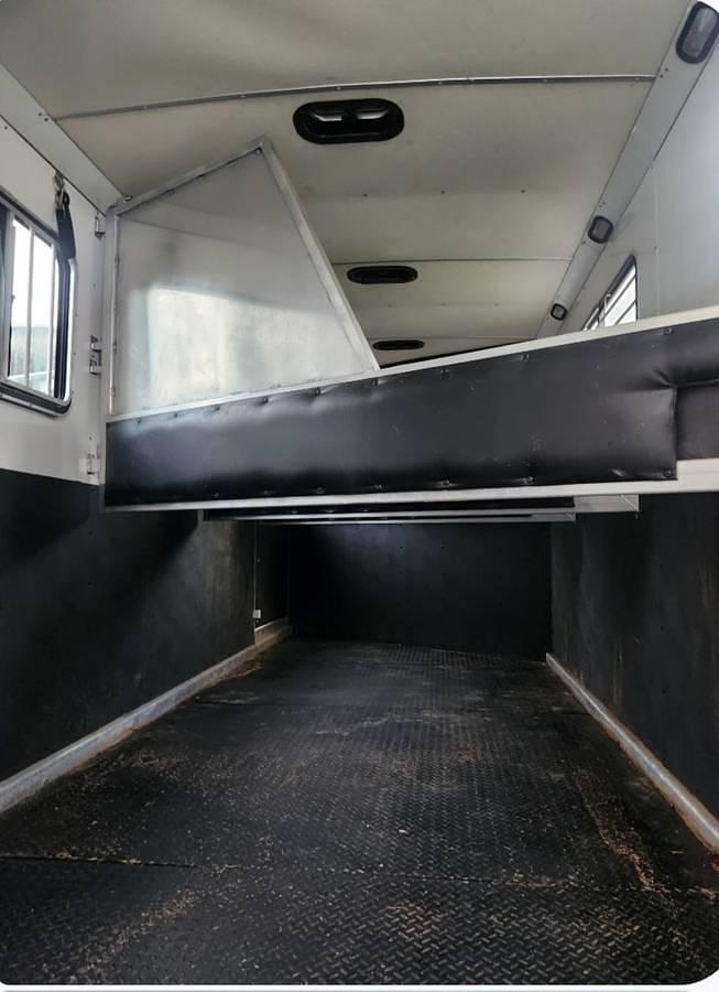 Used 2007 Silver Star 4 Horse Trailer