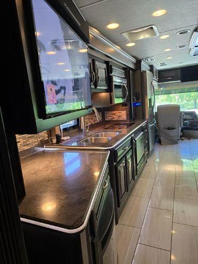 Used 2018 Forest River Berkshire XLT 45A