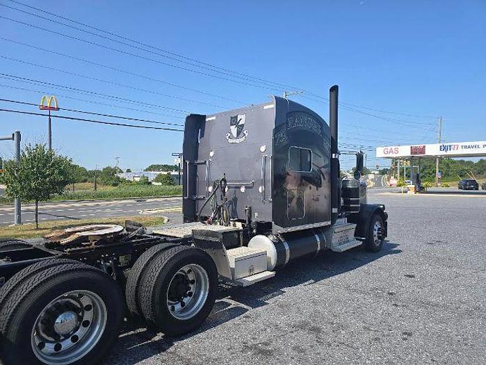 Used 2020 Peterbilt 389