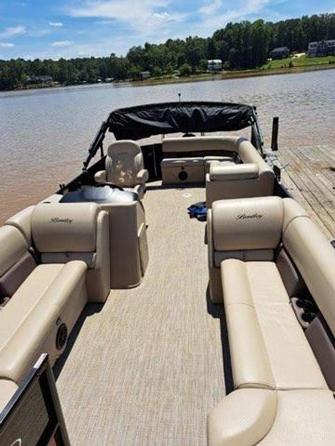 Used 2023 Bentley 24' Pontoon