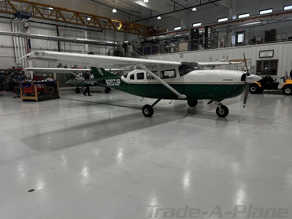 Used 1974 Cessna 207