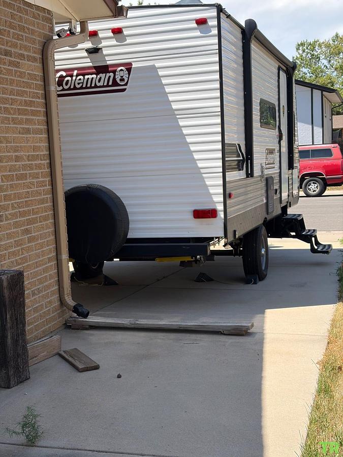 Used 2023 Dutchmen Coleman Lantern LT