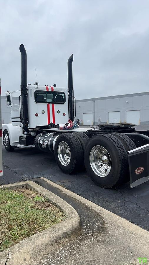 Used 2014 Peterbilt 388