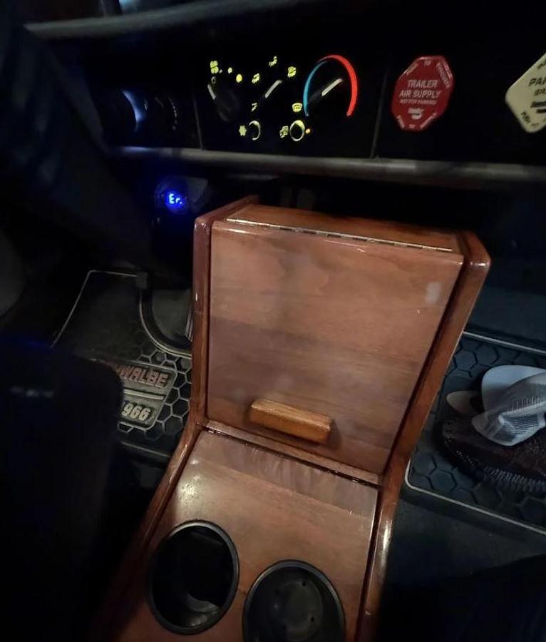 Used 2014 Kenworth T270