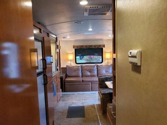 Used 2012 Keystone Vantage 32FLS