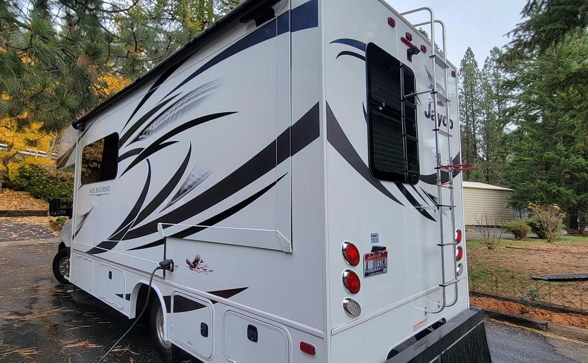 Used 2020 JAYCO MELBOURNE 24L Class C Motorhome