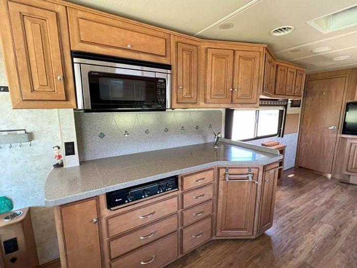 Used 2011 Itasca Meridian M-39N