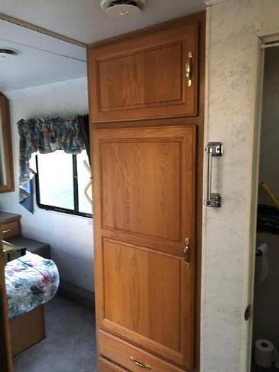 Used 1998 Four Winds Windsport 33B