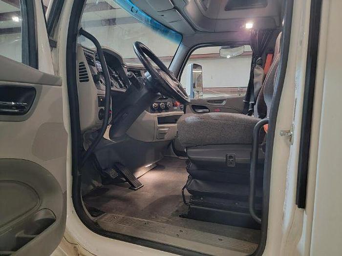 Used 2019 Peterbilt 579