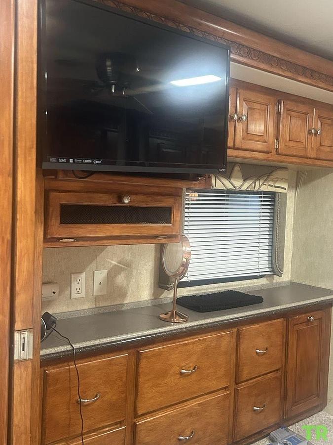 Used 2007 Tiffin Phaeton 40QSH Class A Diesel Motorhome