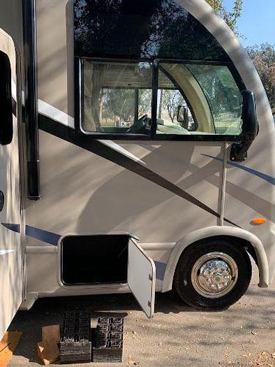 Used 2015 Thor Motor Coach Axis 25.2