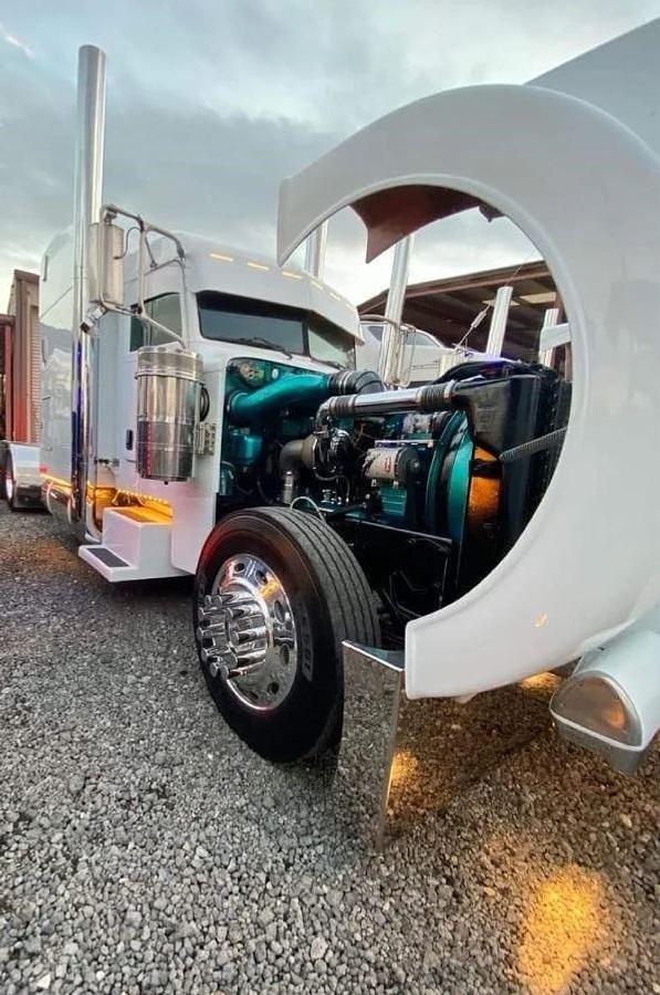 Used 2005 PETERBILT 379EXHD with 2014 Ritenour 53' Step Deck Trailer