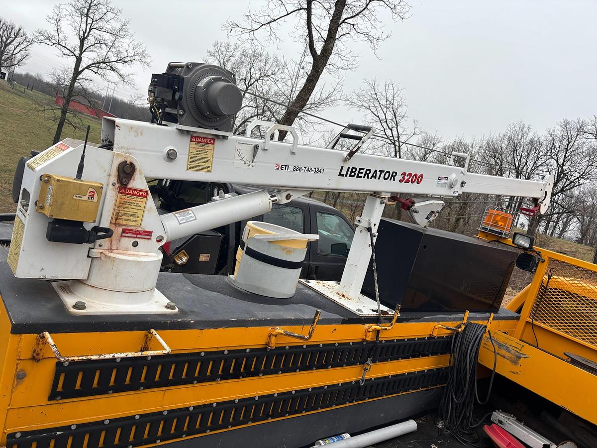 Used 2016 Ford F-550 SuperCab DRW 4WD Service Truck