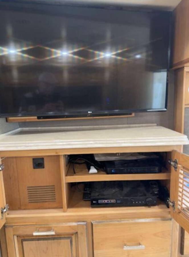 Used Premium 2018 Tiffin Phaeton 40IH XSH