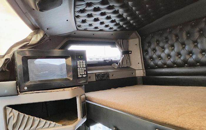 Used 2013 KENWORTH T800